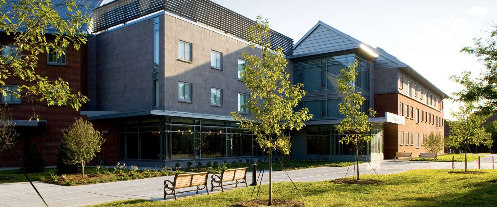 Pondside III, Residential Hall