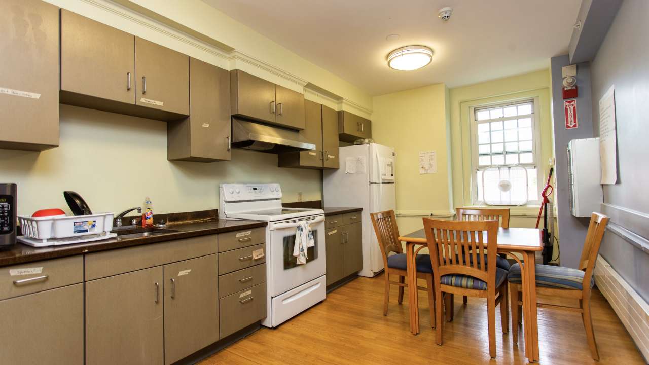 Huntress Hall common kitchen area